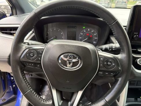 Used 2024 Toyota Corolla Cross AWD Hybrid image 23
