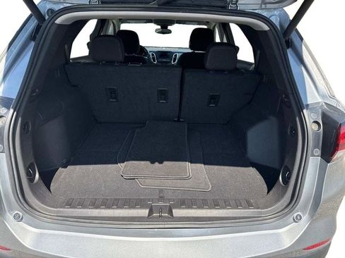 Used 2024 Chevrolet Equinox LT image 4