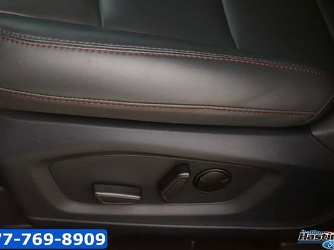 Certified 2025 Ford Explorer Active w/ Active Comfort Package image 17