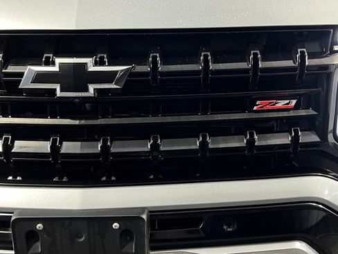 Used 2025 Chevrolet Tahoe Z71 image 12