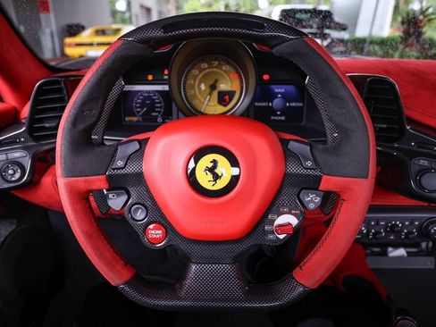 Used 2015 Ferrari 458 Speciale A RWD image 29