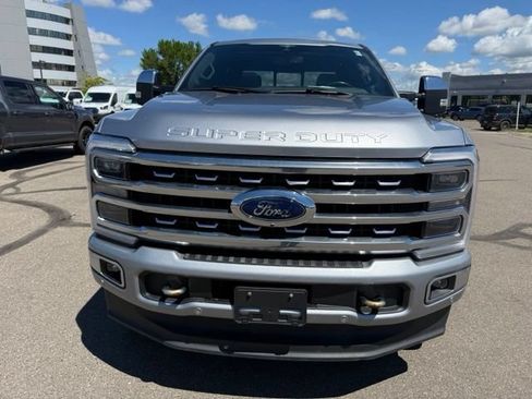 Used 2023 Ford F350 Platinum AWD/4WD image 5