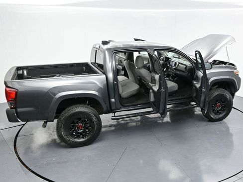 Used 2020 Toyota Tacoma SR5 image 35