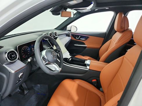 New 2026 Mercedes-Benz GLC 300 image 6