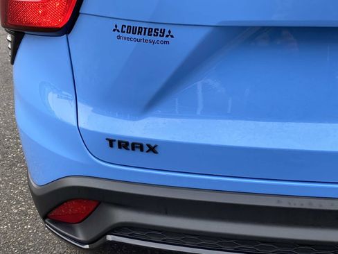 Used 2024 Chevrolet Trax RS w/ Driver Confidence Package image 6