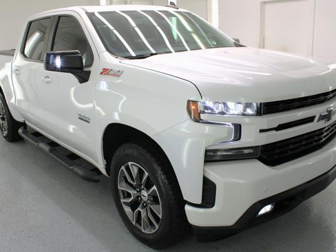Used 2020 Chevrolet Silverado 1500 RST AWD/4WD image 11