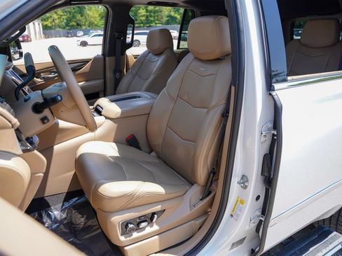 Used 2020 Cadillac Escalade Platinum AWD/4WD image 26