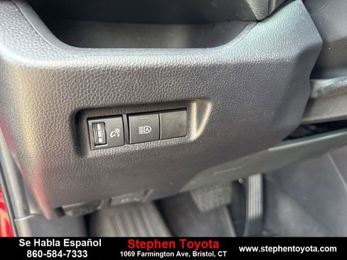 Used 2022 Toyota RAV4 LE image 16