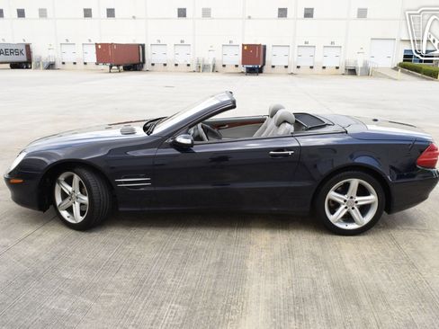 Used 2006 Mercedes-Benz SL 500 image 3