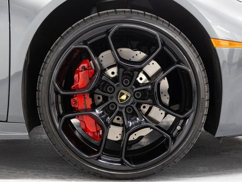 Used 2018 Lamborghini Huracan LP 580-2 image 24