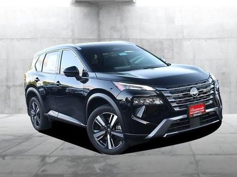 Certified 2025 Nissan Rogue SL w/ Tech Package AWD/4WD image 2