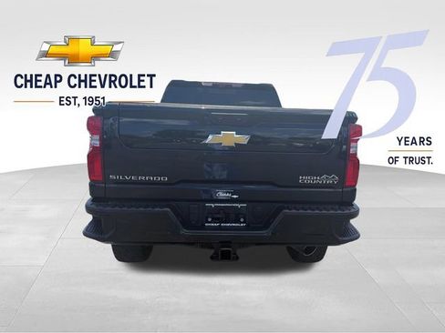 Used 2022 Chevrolet Silverado 2500 High Country AWD/4WD image 4