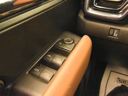 Used 2023 GMC Canyon AT4 w/ AT4 Premium Package image 30