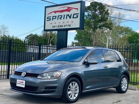 Used 2015 Volkswagen Golf S FWD image 5