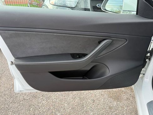 Used 2019 Tesla Model 3 Long Range RWD image 37