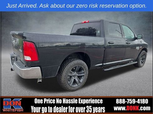 Used 2022 RAM 1500 Classic SLT AWD/4WD image 5