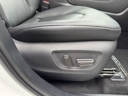 Used 2021 Toyota Highlander Limited image 43