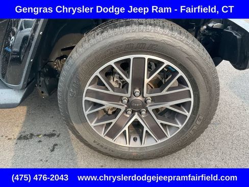 Used 2023 Jeep Wrangler Unlimited Sahara w/ Cold Weather Group AWD/4WD image 9