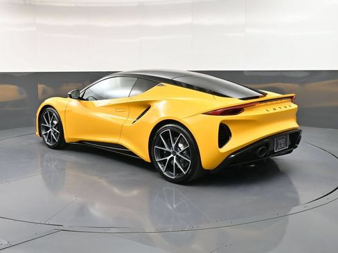 New 2026 Lotus Emira SE RWD image 3