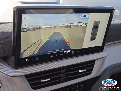 New 2026 Ford Explorer Active w/ Active Comfort Package image 13