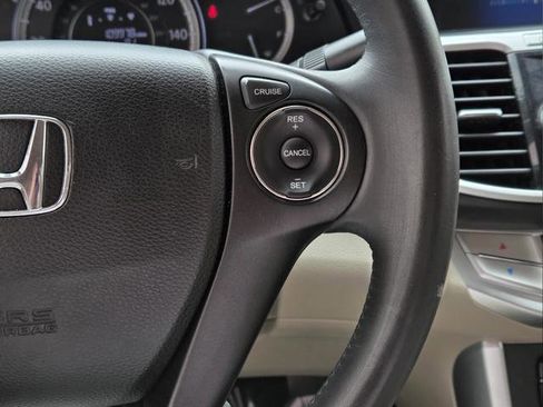 Used 2015 Honda Accord EX-L image 9
