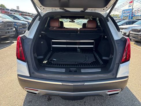 Used 2022 Cadillac XT5 Premium Luxury w/ LPO, Floor Liner Package AWD/4WD image 23