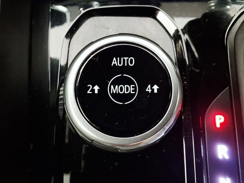 Used 2023 GMC Canyon Elevation w/ Elevation Premium Package image 17