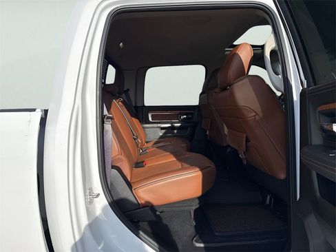 Used 2018 RAM 3500 Laramie Longhorn w/ Max Tow Package image 11