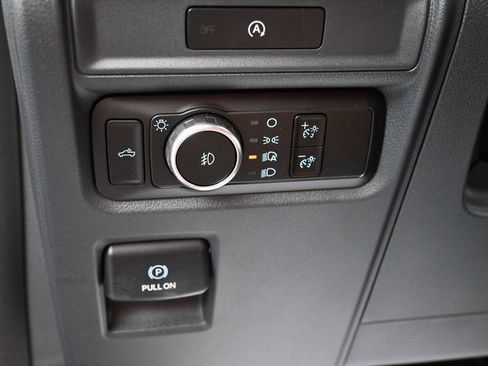 Used 2025 Ford F150 STX w/ Equipment Group 201A FX4 AWD/4WD image 15