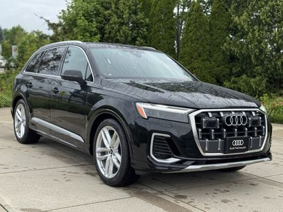 New 2025 Audi Q7 3.0T Premium Plus