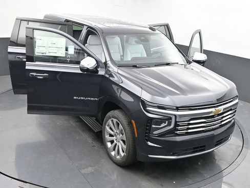 New 2026 Chevrolet Suburban Premier image 66
