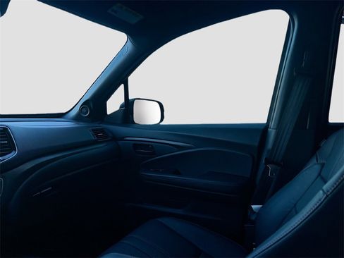 Used 2024 Honda Passport TrailSport image 25