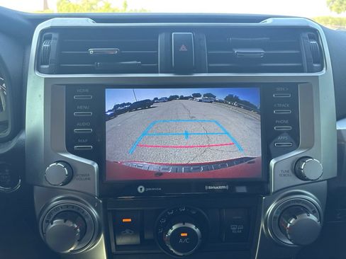 Used 2023 Toyota 4Runner SR5 AWD/4WD image 10
