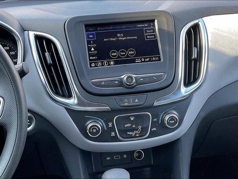 Used 2024 Chevrolet Equinox LS w/ LS Convenience Package FWD image 7