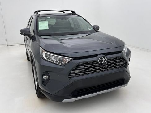 Used 2019 Toyota RAV4 Limited w/ Advanced Technology Package AWD/4WD image 3