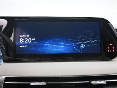 Used 2024 Hyundai Palisade Limited AWD/4WD image 13