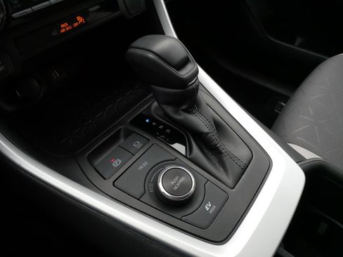 Used 2023 Toyota RAV4 XLE image 24