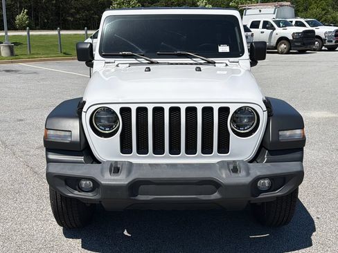 Used 2022 Jeep Wrangler Unlimited Sport AWD/4WD image 2
