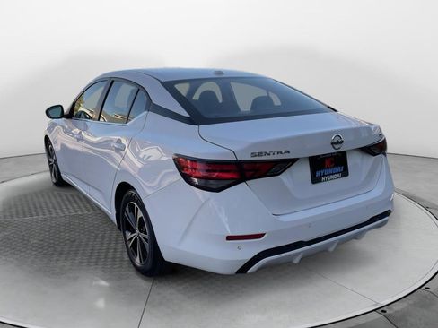 Used 2022 Nissan Sentra SV image 3