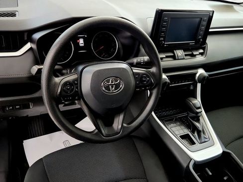 Certified 2022 Toyota RAV4 LE AWD/4WD image 24