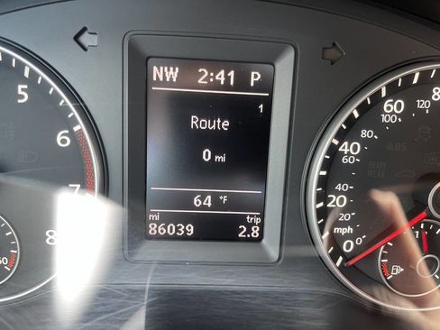 Used 2013 Volkswagen Jetta GLI Autobahn image 15