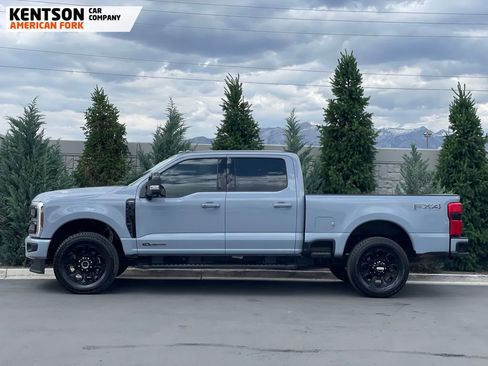 Used 2026 Ford F350 Lariat w/ Black Appearance Package AWD/4WD image 5