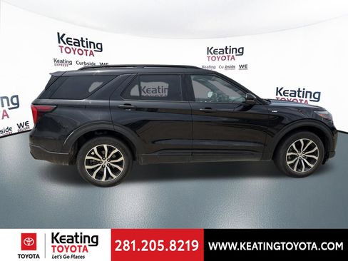 Used 2025 Ford Explorer ST-Line AWD/4WD image 8