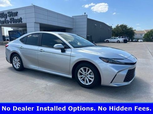 Used 2025 Toyota Camry LE FWD image 3
