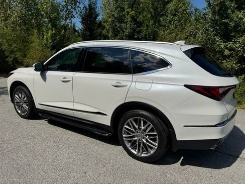 Used 2023 Acura MDX SH-AWD w/ Advance Package image 7