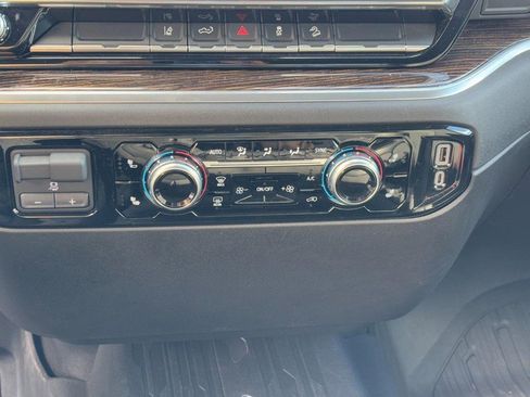 Used 2025 GMC Sierra 2500 SLE w/ SLE Value Package; image 26