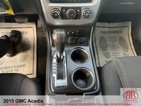 Used 2015 GMC Acadia SLE image 19
