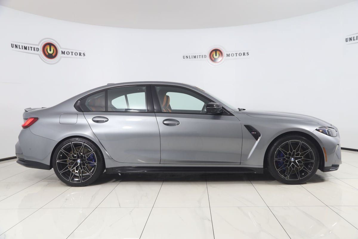 Used 2025 BMW M3 w/ Executive Package RWD image 2