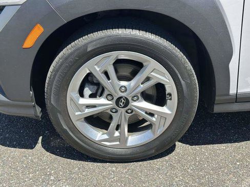 Certified 2023 Hyundai Kona SEL AWD/4WD image 10