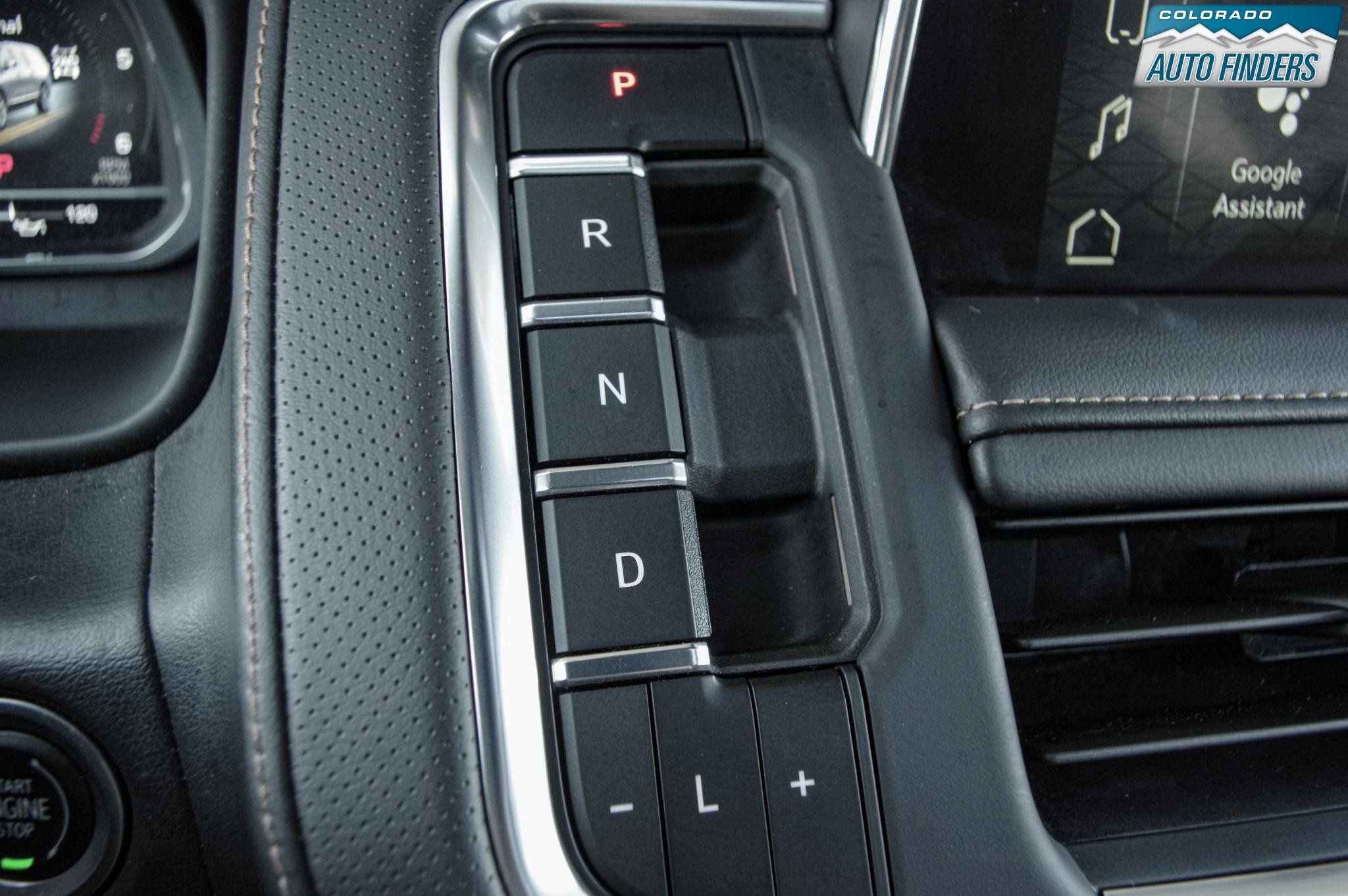 Used 2023 GMC Yukon XL AT4 w/ AT4 Premium Plus Package AWD/4WD image 19